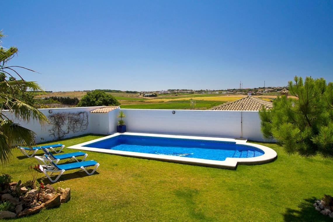Villa Espectacular Con Piscina En Conil Cl-5c *