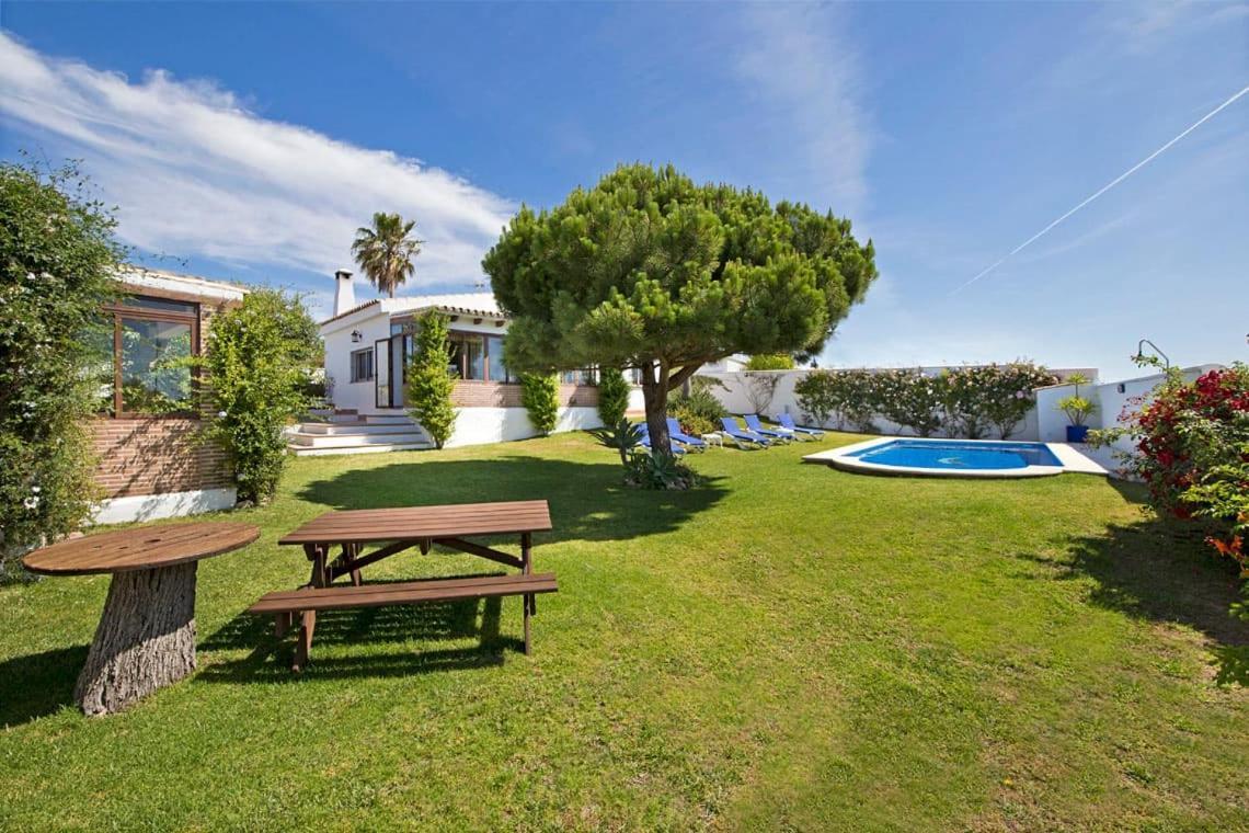Espectacular Con Piscina En Conil Cl-5c Villa